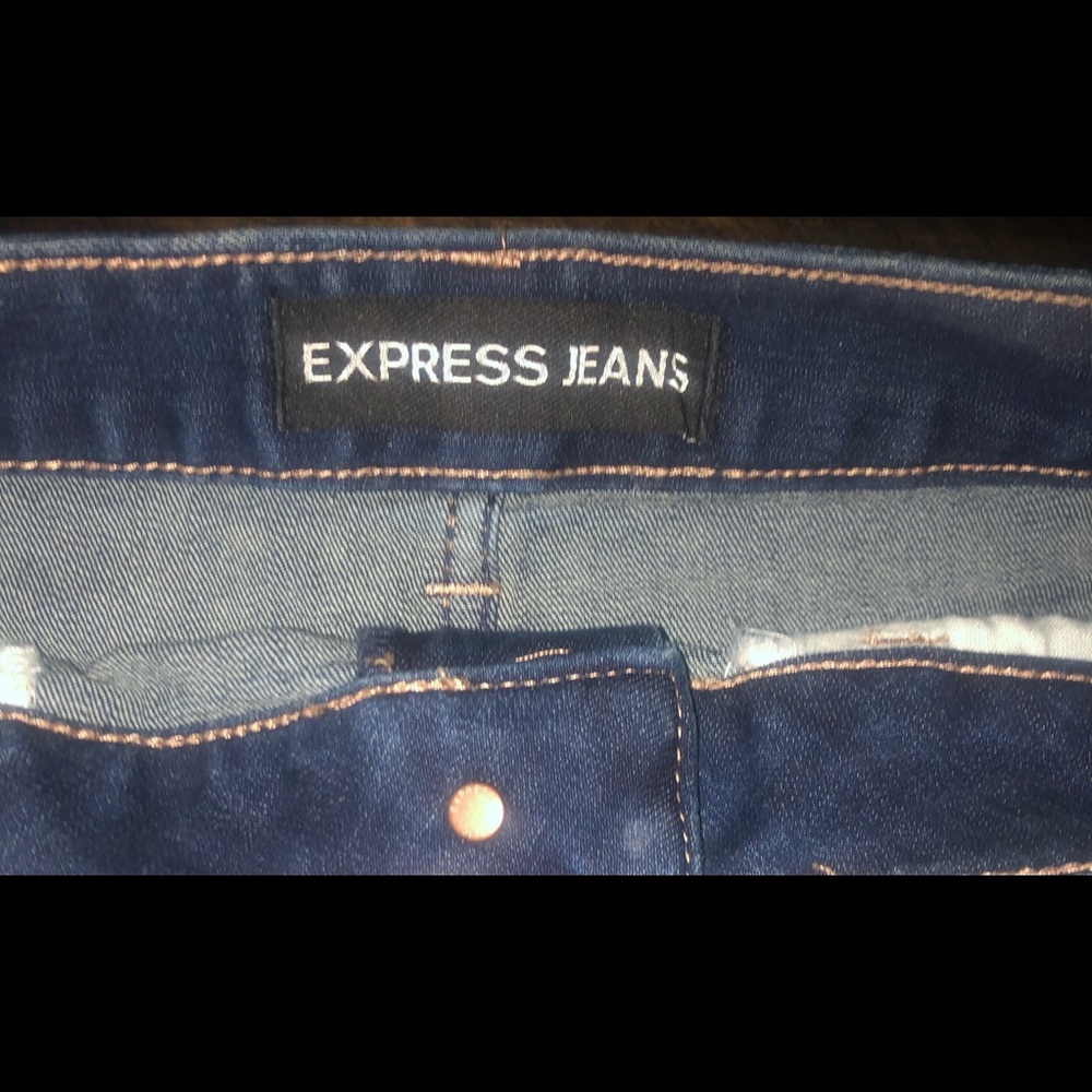 Women denim shorts size 6
